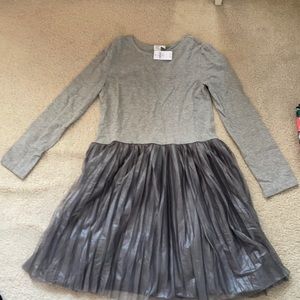 Gap Kids causal long sleeve dress!